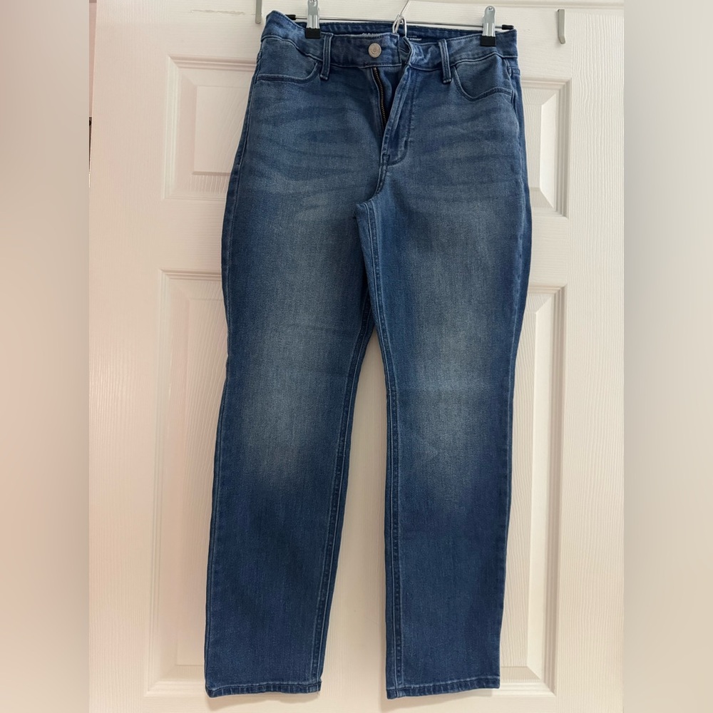 Old Navy Dark Blue Wow Straight High Rise Jeans. Size 8